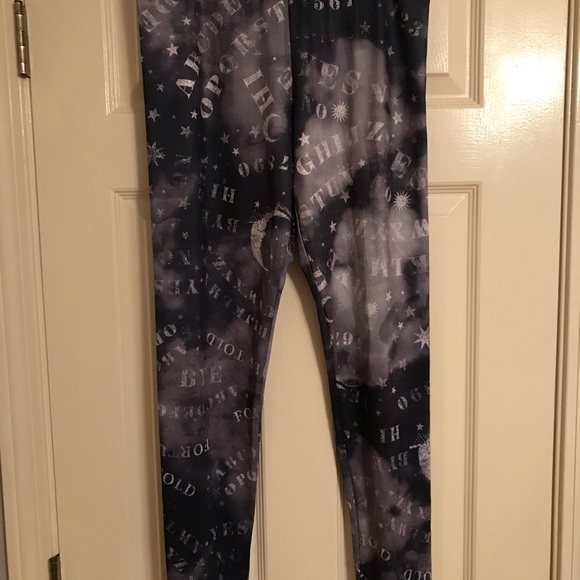 Ouija board leggings! - Picture 2 of 5